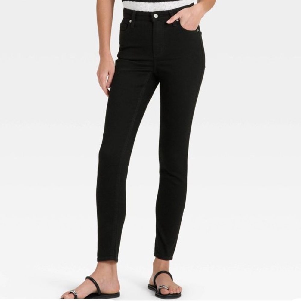Universal Thread Women's Black skinny high-waist jeans size 6P